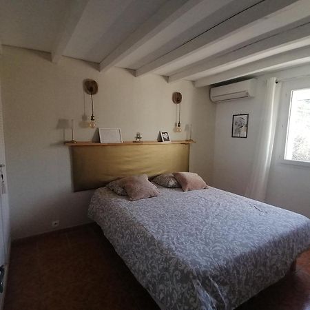 Le Tavan Crillon-le-Brave Zewnętrze zdjęcie